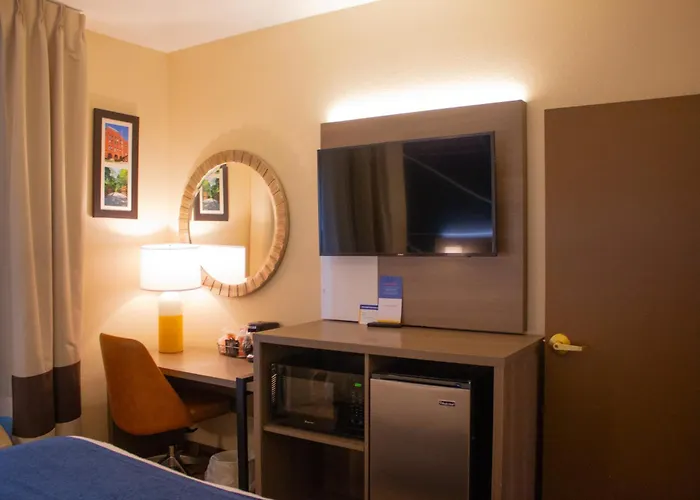 Hotel Comfort & Geneva- West Chicago Geneva