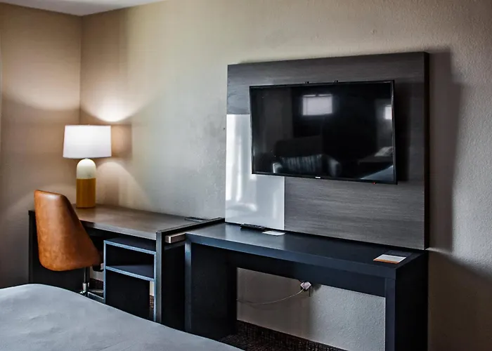 Comfort & Geneva- West Chicago Hotel 4*